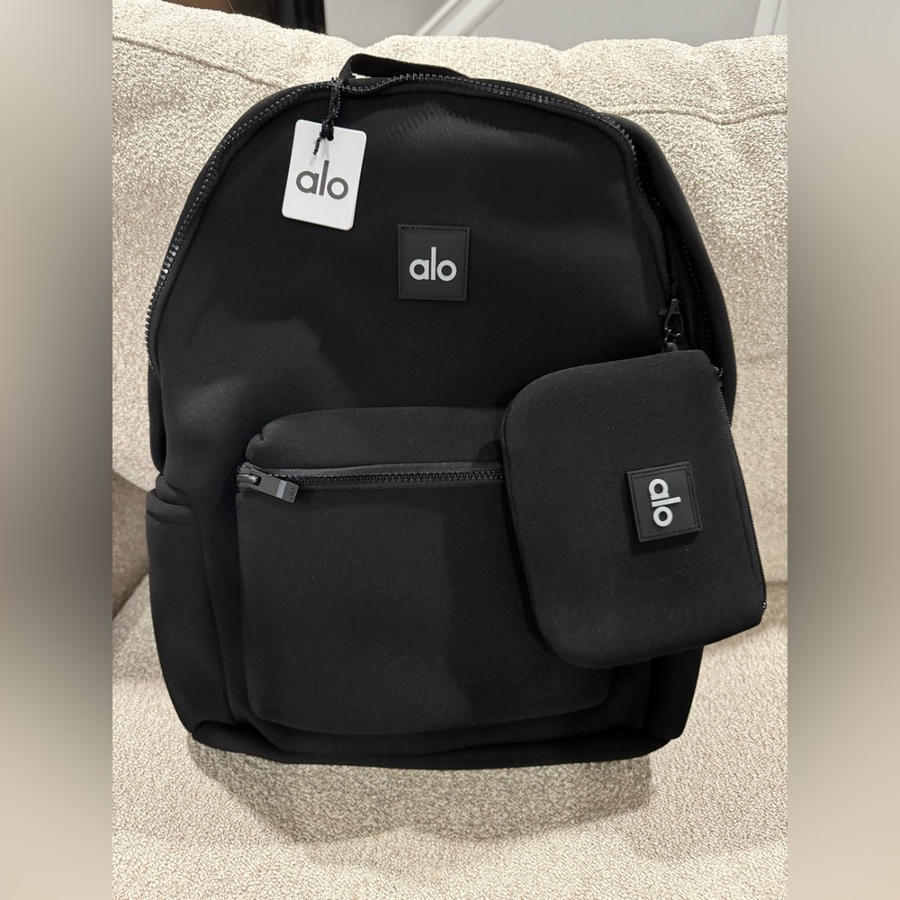 NWT ALO Yoga Stow Black Backpack with Pouch